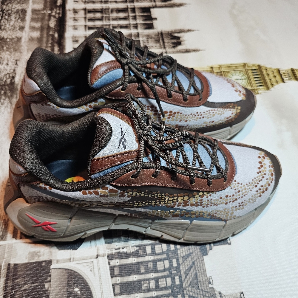 Rebook Jurassic Park world Zig kinetica 2.5 Stark g grizzly Brown men  size 10.5